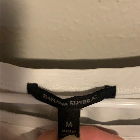 Banana Republic White Tee with Zipper- Medium - Picture 4 of 4